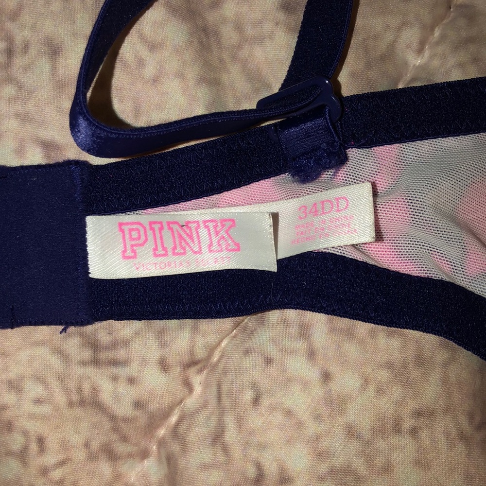 Pink bra - Picture 3 of 3